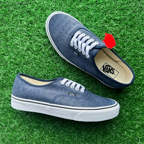 Vans Authentic Deboss Off The Wall Dress Blues True White - Picture 3 of 8